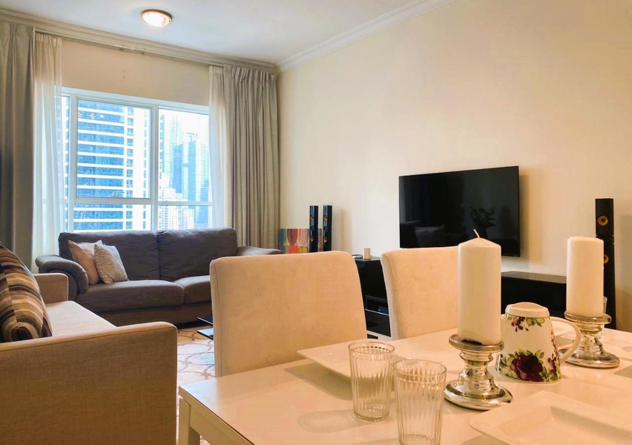 Delux Marina The Bay 5 Min Jbr & 3 Min To Tram Station Apartment *