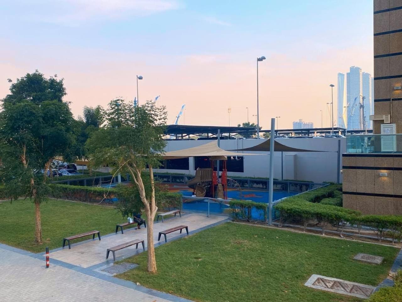 Delux Marina The Bay 5 Min Jbr & 3 Min To Tram Station Apartment Dubai